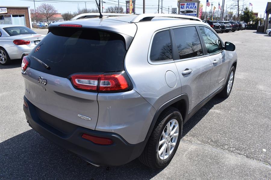 2017 Jeep Cherokee LATITUDE, available for sale in Patchogue, New York | 112 Auto Plaza. Patchogue, New York 2017 Jeep Cherokee LATITUDE, available for sale in Patchogue, New York | 112 Auto Plaza. Patchogue, New York