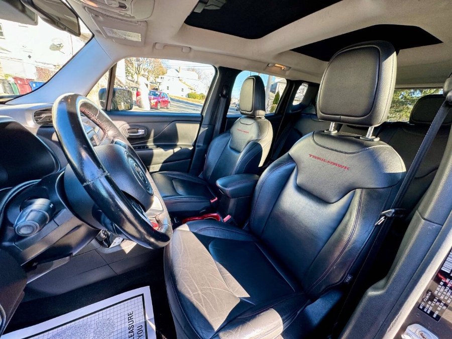 2016 Jeep Renegade Trailhawk 4x4 4dr SUV, available for sale in Salem, Massachusetts | Dave Franks Auto Sales. Salem, Massachusetts 2016 Jeep Renegade Trailhawk 4x4 4dr SUV, available for sale in Salem, Massachusetts | Dave Franks Auto Sales. Salem, Massachusetts