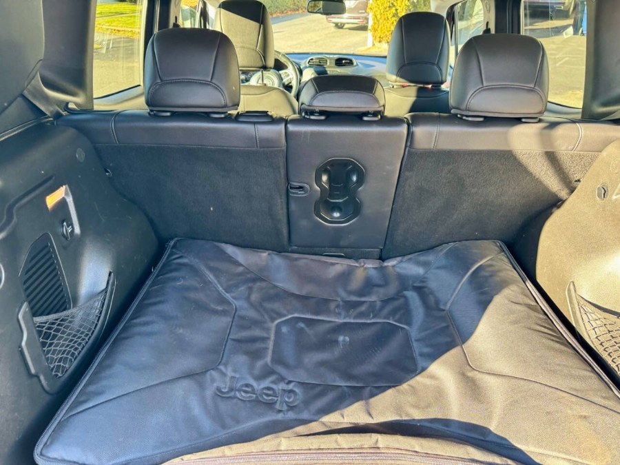 2016 Jeep Renegade Trailhawk 4x4 4dr SUV, available for sale in Salem, Massachusetts | Dave Franks Auto Sales. Salem, Massachusetts 2016 Jeep Renegade Trailhawk 4x4 4dr SUV, available for sale in Salem, Massachusetts | Dave Franks Auto Sales. Salem, Massachusetts