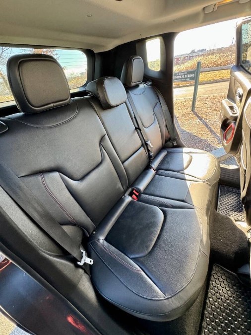 2016 Jeep Renegade Trailhawk 4x4 4dr SUV, available for sale in Salem, Massachusetts | Dave Franks Auto Sales. Salem, Massachusetts 2016 Jeep Renegade Trailhawk 4x4 4dr SUV, available for sale in Salem, Massachusetts | Dave Franks Auto Sales. Salem, Massachusetts