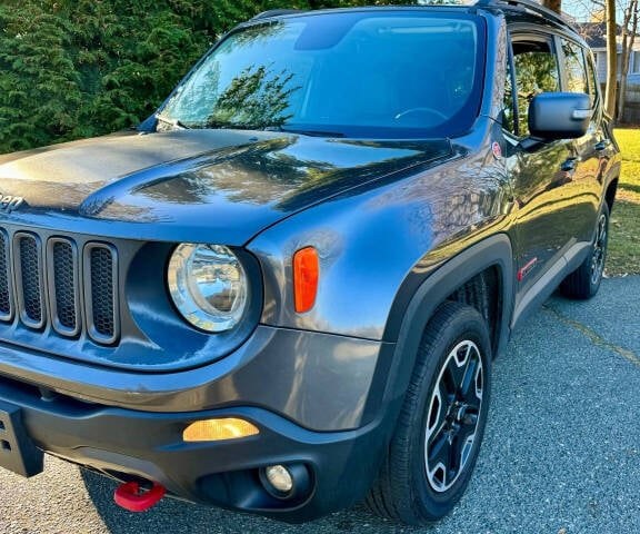 2016 Jeep Renegade Trailhawk 4x4 4dr SUV, available for sale in Salem, Massachusetts | Dave Franks Auto Sales. Salem, Massachusetts 2016 Jeep Renegade Trailhawk 4x4 4dr SUV, available for sale in Salem, Massachusetts | Dave Franks Auto Sales. Salem, Massachusetts