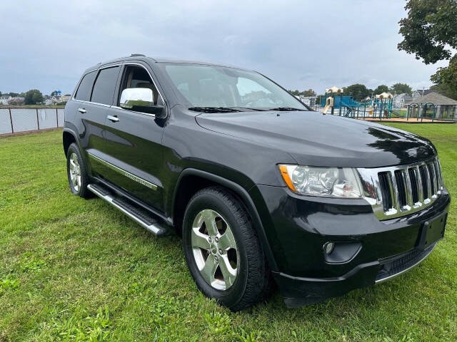 2013 Jeep Grand Cherokee 4WD 4dr Limited, available for sale in Salem, Massachusetts | Dave Franks Auto Sales. Salem, Massachusetts 2013 Jeep Grand Cherokee 4WD 4dr Limited, available for sale in Salem, Massachusetts | Dave Franks Auto Sales. Salem, Massachusetts