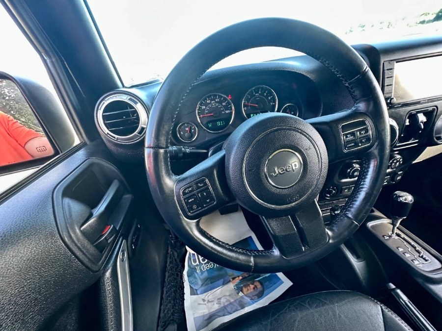 2015 Jeep Wrangler Unlimited 4WD 4dr Sahara, available for sale in Salem, Massachusetts | Dave Franks Auto Sales. Salem, Massachusetts 2015 Jeep Wrangler Unlimited 4WD 4dr Sahara, available for sale in Salem, Massachusetts | Dave Franks Auto Sales. Salem, Massachusetts