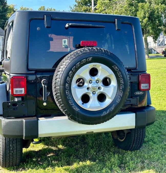 2015 Jeep Wrangler Unlimited 4WD 4dr Sahara, available for sale in Salem, Massachusetts | Dave Franks Auto Sales. Salem, Massachusetts 2015 Jeep Wrangler Unlimited 4WD 4dr Sahara, available for sale in Salem, Massachusetts | Dave Franks Auto Sales. Salem, Massachusetts