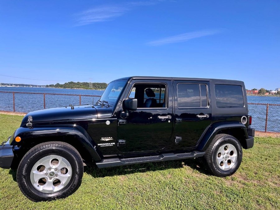 2015 Jeep Wrangler Unlimited 4WD 4dr Sahara, available for sale in Salem, Massachusetts | Dave Franks Auto Sales. Salem, Massachusetts 2015 Jeep Wrangler Unlimited 4WD 4dr Sahara, available for sale in Salem, Massachusetts | Dave Franks Auto Sales. Salem, Massachusetts