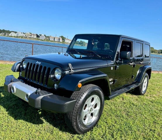 Used 2015 Jeep Wrangler Unlimited in Salem, Massachusetts | Dave Franks Auto Sales. Salem, Massachusetts
