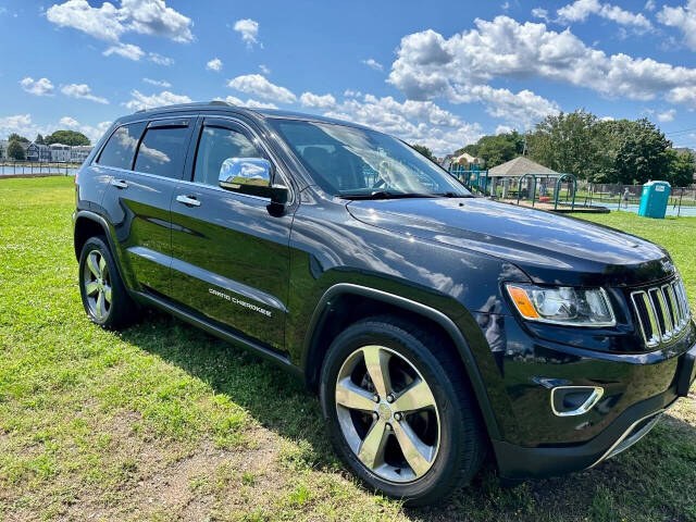 2015 Jeep Grand Cherokee 4WD 4dr Limited, available for sale in Salem, Massachusetts | Dave Franks Auto Sales. Salem, Massachusetts 2015 Jeep Grand Cherokee 4WD 4dr Limited, available for sale in Salem, Massachusetts | Dave Franks Auto Sales. Salem, Massachusetts