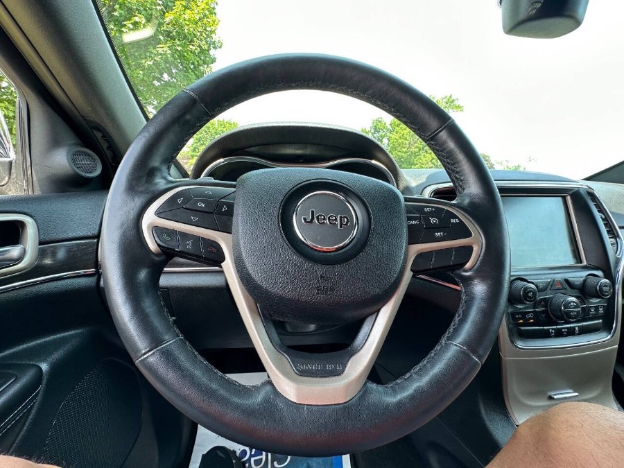 2015 Jeep Grand Cherokee 4WD 4dr Limited, available for sale in Salem, Massachusetts | Dave Franks Auto Sales. Salem, Massachusetts 2015 Jeep Grand Cherokee 4WD 4dr Limited, available for sale in Salem, Massachusetts | Dave Franks Auto Sales. Salem, Massachusetts