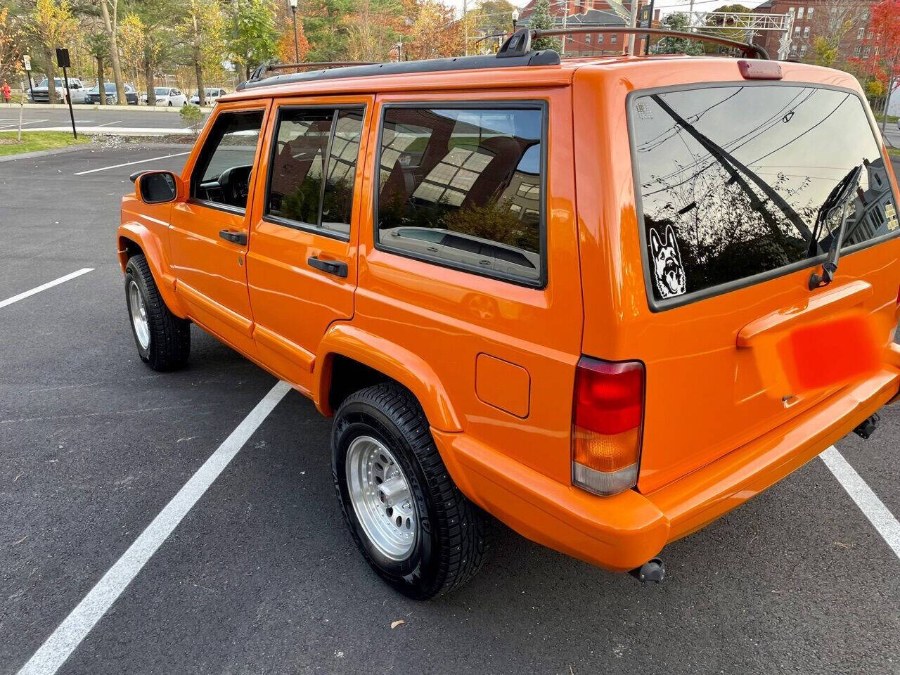 1998 Jeep Cherokee 4dr Sport 4WD, available for sale in Salem, Massachusetts | Dave Franks Auto Sales. Salem, Massachusetts 1998 Jeep Cherokee 4dr Sport 4WD, available for sale in Salem, Massachusetts | Dave Franks Auto Sales. Salem, Massachusetts