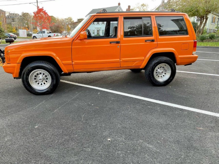 1998 Jeep Cherokee 4dr Sport 4WD, available for sale in Salem, Massachusetts | Dave Franks Auto Sales. Salem, Massachusetts 1998 Jeep Cherokee 4dr Sport 4WD, available for sale in Salem, Massachusetts | Dave Franks Auto Sales. Salem, Massachusetts