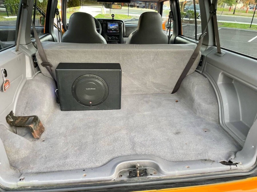 1998 Jeep Cherokee 4dr Sport 4WD, available for sale in Salem, Massachusetts | Dave Franks Auto Sales. Salem, Massachusetts 1998 Jeep Cherokee 4dr Sport 4WD, available for sale in Salem, Massachusetts | Dave Franks Auto Sales. Salem, Massachusetts