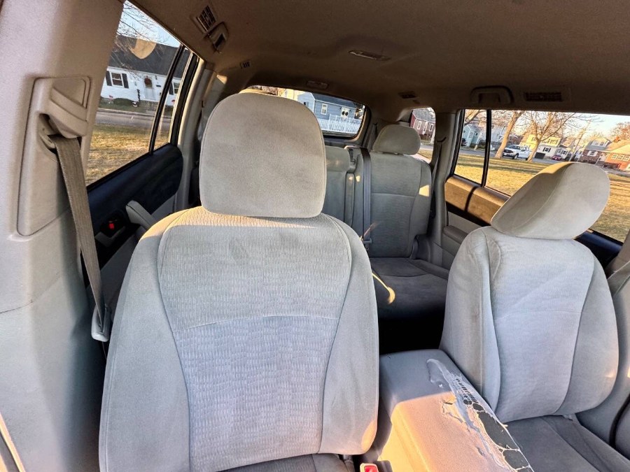 2013 Toyota Highlander 4WD 4dr V6 Plus (Natl), available for sale in Salem, Massachusetts | Dave Franks Auto Sales. Salem, Massachusetts 2013 Toyota Highlander 4WD 4dr V6 Plus (Natl), available for sale in Salem, Massachusetts | Dave Franks Auto Sales. Salem, Massachusetts