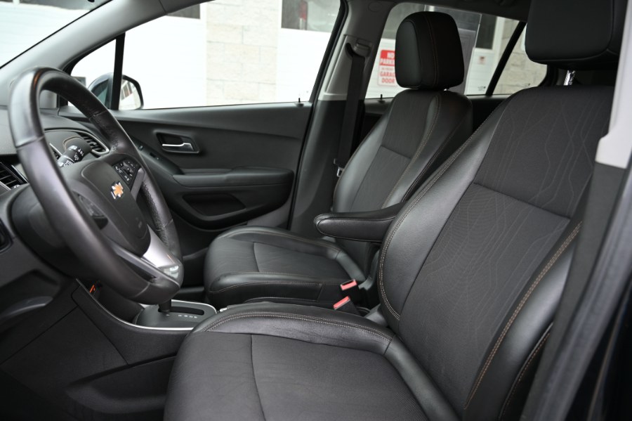 2017 Chevrolet Trax AWD 4dr LT, available for sale in Waterbury, Connecticut | Highline Car Connection. Waterbury, Connecticut 2017 Chevrolet Trax AWD 4dr LT, available for sale in Waterbury, Connecticut | Highline Car Connection. Waterbury, Connecticut
