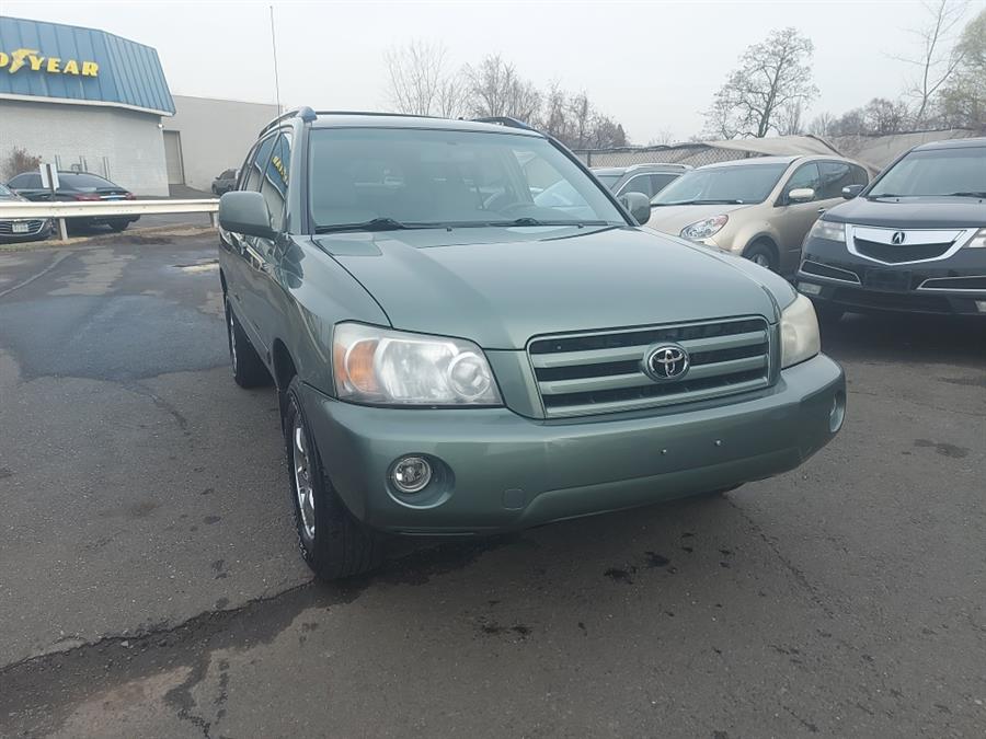 Used 2006 Toyota Highlander in West Hartford, Connecticut | Chadrad Motors llc. West Hartford, Connecticut