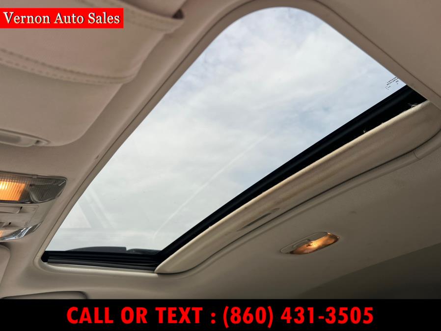 2012 Subaru Outback 4dr Wgn H6 Auto 3.6R Limited, available for sale in Manchester, Connecticut | Vernon Auto Sale & Service. Manchester, Connecticut 2012 Subaru Outback 4dr Wgn H6 Auto 3.6R Limited, available for sale in Manchester, Connecticut | Vernon Auto Sale & Service. Manchester, Connecticut