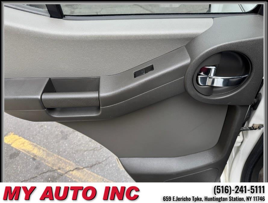 2011 Nissan Xterra 4WD 4dr Auto S, available for sale in Huntington Station, New York | My Auto Inc.. Huntington Station, New York 2011 Nissan Xterra 4WD 4dr Auto S, available for sale in Huntington Station, New York | My Auto Inc.. Huntington Station, New York