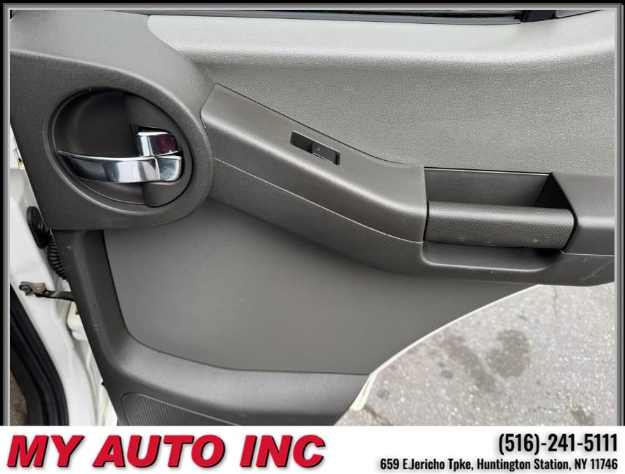 2011 Nissan Xterra 4WD 4dr Auto S, available for sale in Huntington Station, New York | My Auto Inc.. Huntington Station, New York 2011 Nissan Xterra 4WD 4dr Auto S, available for sale in Huntington Station, New York | My Auto Inc.. Huntington Station, New York