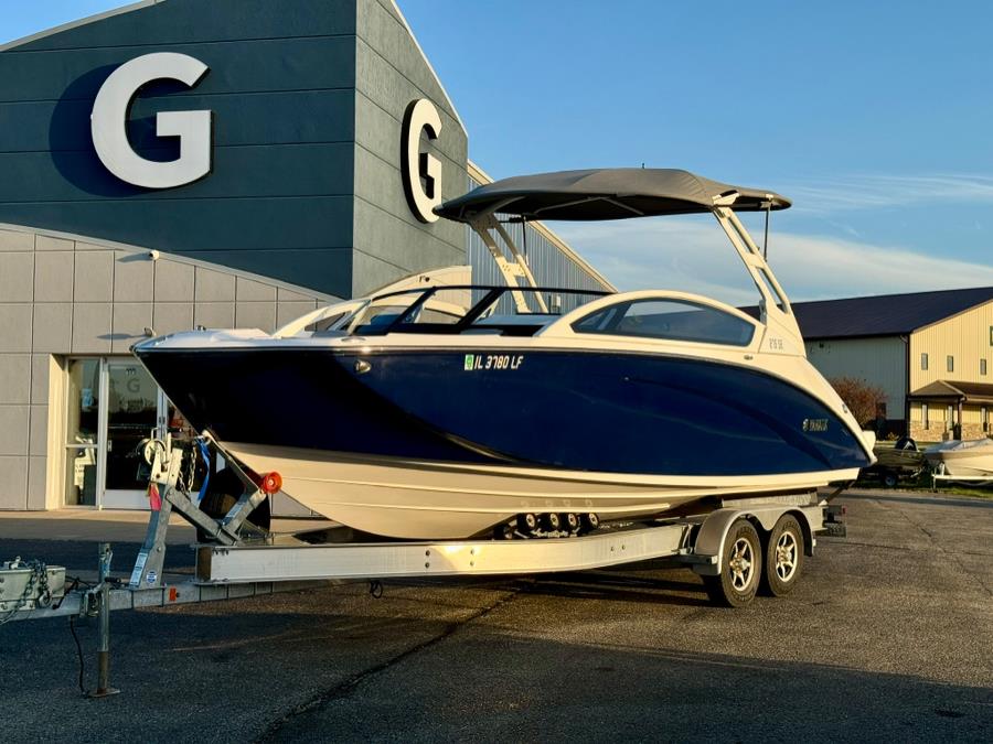 2021 Yamaha 275 SE, available for sale in Darien, Wisconsin | Geneva Motor Cars. Darien, Wisconsin 2021 Yamaha 275 SE, available for sale in Darien, Wisconsin | Geneva Motor Cars. Darien, Wisconsin