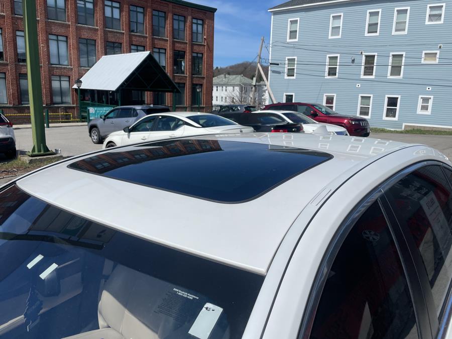 2011 BMW 7 Series 4dr Sdn 750Li ActiveHybrid RWD, available for sale in Worcester, Massachusetts | Worcester Auto Outlet LLC. Worcester, Massachusetts 2011 BMW 7 Series 4dr Sdn 750Li ActiveHybrid RWD, available for sale in Worcester, Massachusetts | Worcester Auto Outlet LLC. Worcester, Massachusetts