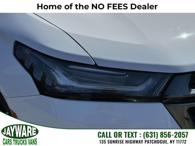 2022 Chevrolet Traverse AWD 4dr RS, available for sale in Patchogue, New York | Jayware Cars Trucks Vans. Patchogue, New York 2022 Chevrolet Traverse AWD 4dr RS, available for sale in Patchogue, New York | Jayware Cars Trucks Vans. Patchogue, New York