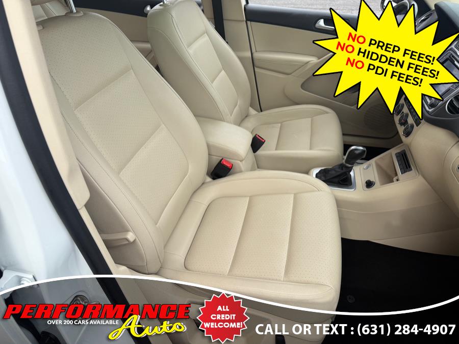 2016 Volkswagen Tiguan 4MOTION 4dr Auto SE, available for sale in Bohemia, New York | Performance Auto Inc. Bohemia, New York 2016 Volkswagen Tiguan 4MOTION 4dr Auto SE, available for sale in Bohemia, New York | Performance Auto Inc. Bohemia, New York