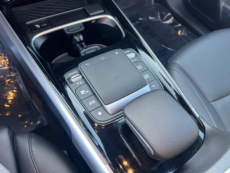 2022 Mercedes-Benz EQB EQB 350 AWD, available for sale in Daly City, California | Green Light Auto Wholesale. Daly City, California 2022 Mercedes-Benz EQB EQB 350 AWD, available for sale in Daly City, California | Green Light Auto Wholesale. Daly City, California