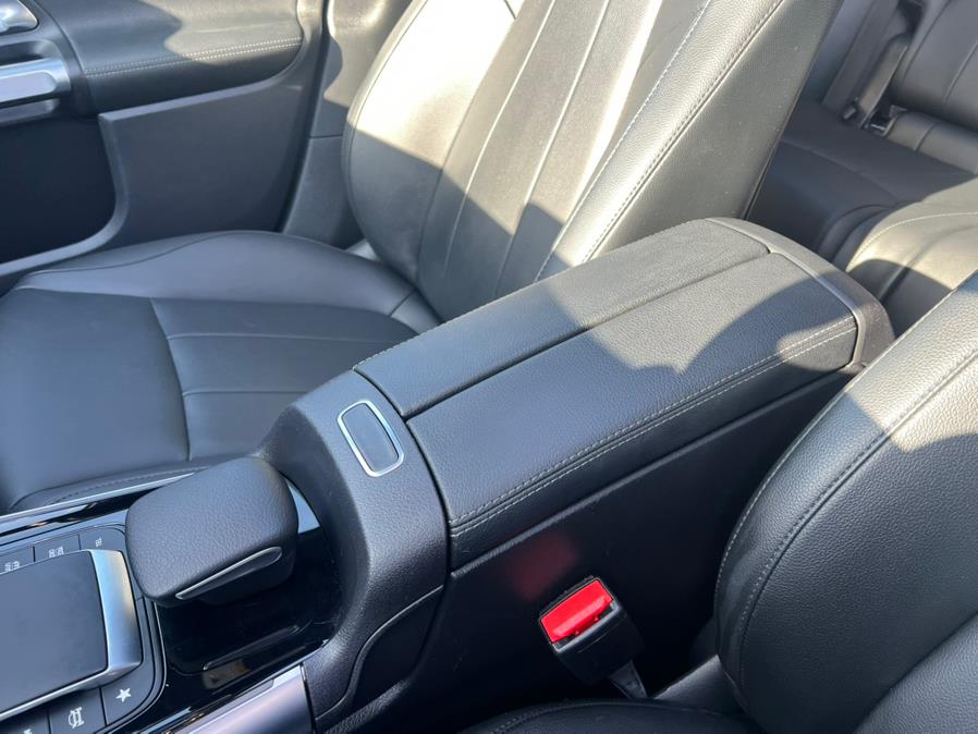 2022 Mercedes-Benz EQB EQB 350 AWD, available for sale in Daly City, California | Green Light Auto Wholesale. Daly City, California 2022 Mercedes-Benz EQB EQB 350 AWD, available for sale in Daly City, California | Green Light Auto Wholesale. Daly City, California