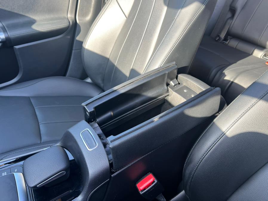 2022 Mercedes-Benz EQB EQB 350 AWD, available for sale in Daly City, California | Green Light Auto Wholesale. Daly City, California 2022 Mercedes-Benz EQB EQB 350 AWD, available for sale in Daly City, California | Green Light Auto Wholesale. Daly City, California