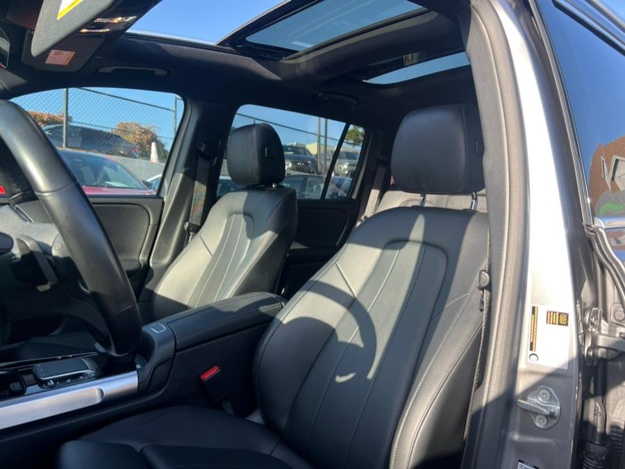 2022 Mercedes-Benz EQB EQB 350 AWD, available for sale in Daly City, California | Green Light Auto Wholesale. Daly City, California 2022 Mercedes-Benz EQB EQB 350 AWD, available for sale in Daly City, California | Green Light Auto Wholesale. Daly City, California