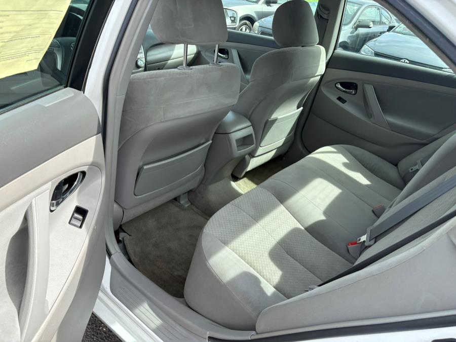 2009 Toyota Camry 4dr Sdn I4 Auto LE (Natl), available for sale in East Windsor, Connecticut | CT Car Co LLC. East Windsor, Connecticut 2009 Toyota Camry 4dr Sdn I4 Auto LE (Natl), available for sale in East Windsor, Connecticut | CT Car Co LLC. East Windsor, Connecticut
