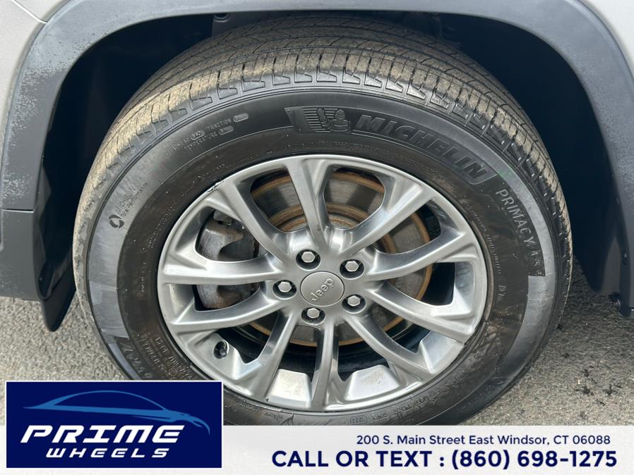 2019 Jeep Cherokee Latitude Plus 4x4, available for sale in East Windsor, Connecticut | Prime Wheels. East Windsor, Connecticut 2019 Jeep Cherokee Latitude Plus 4x4, available for sale in East Windsor, Connecticut | Prime Wheels. East Windsor, Connecticut