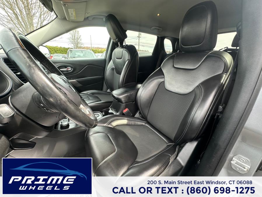 2019 Jeep Cherokee Latitude Plus 4x4, available for sale in East Windsor, Connecticut | Prime Wheels. East Windsor, Connecticut 2019 Jeep Cherokee Latitude Plus 4x4, available for sale in East Windsor, Connecticut | Prime Wheels. East Windsor, Connecticut