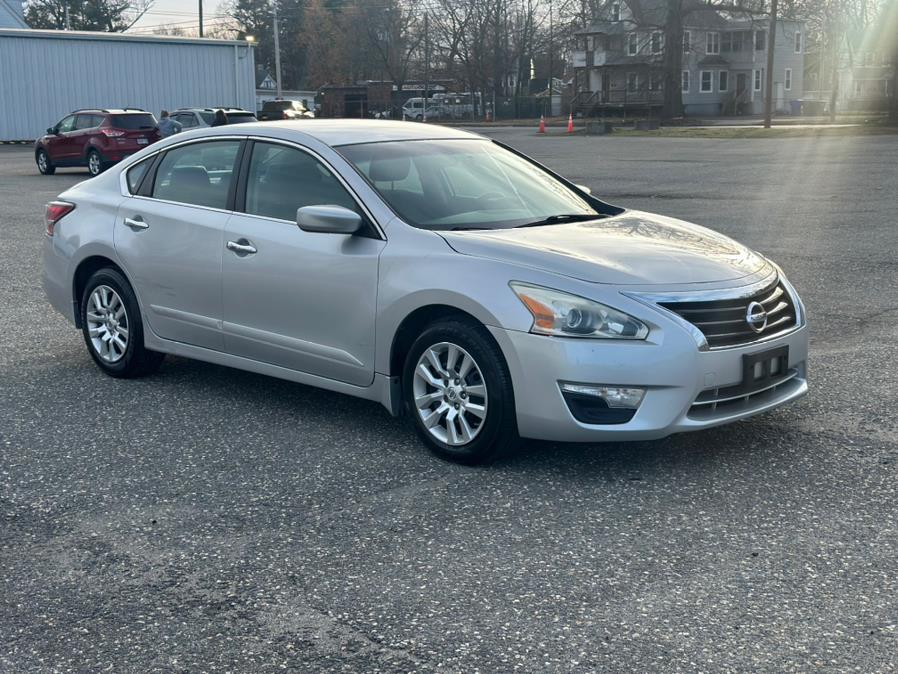 2015 Nissan Altima 4dr Sdn I4 2.5 S, available for sale in Springfield, Massachusetts | Auto Globe LLC. Springfield, Massachusetts 2015 Nissan Altima 4dr Sdn I4 2.5 S, available for sale in Springfield, Massachusetts | Auto Globe LLC. Springfield, Massachusetts