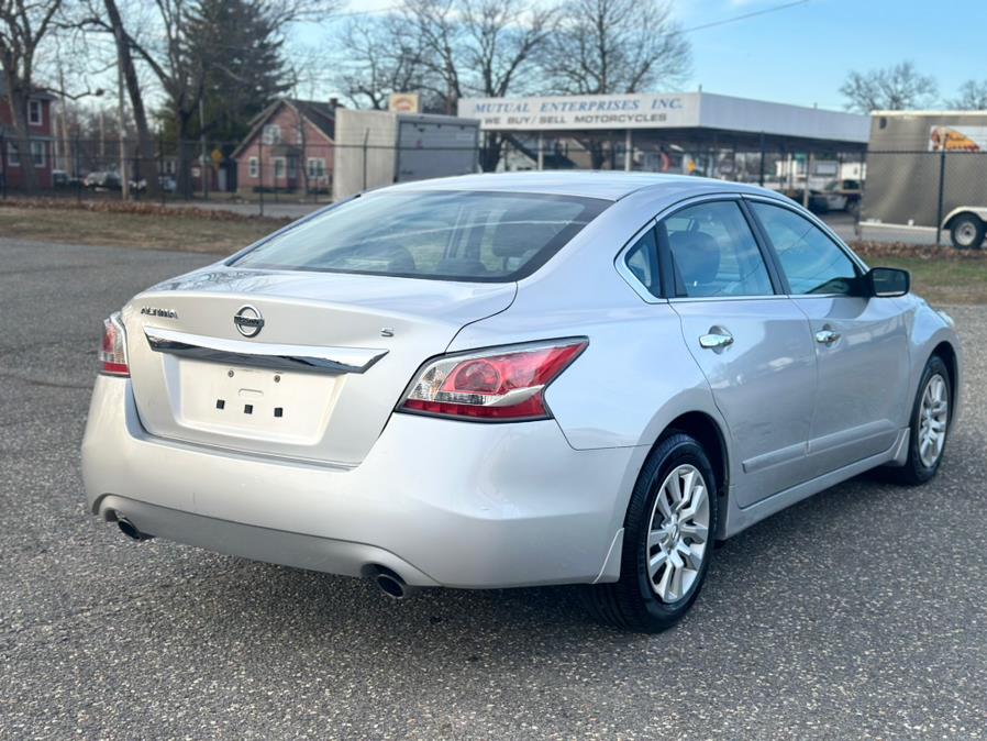 2015 Nissan Altima 4dr Sdn I4 2.5 S, available for sale in Springfield, Massachusetts | Auto Globe LLC. Springfield, Massachusetts 2015 Nissan Altima 4dr Sdn I4 2.5 S, available for sale in Springfield, Massachusetts | Auto Globe LLC. Springfield, Massachusetts