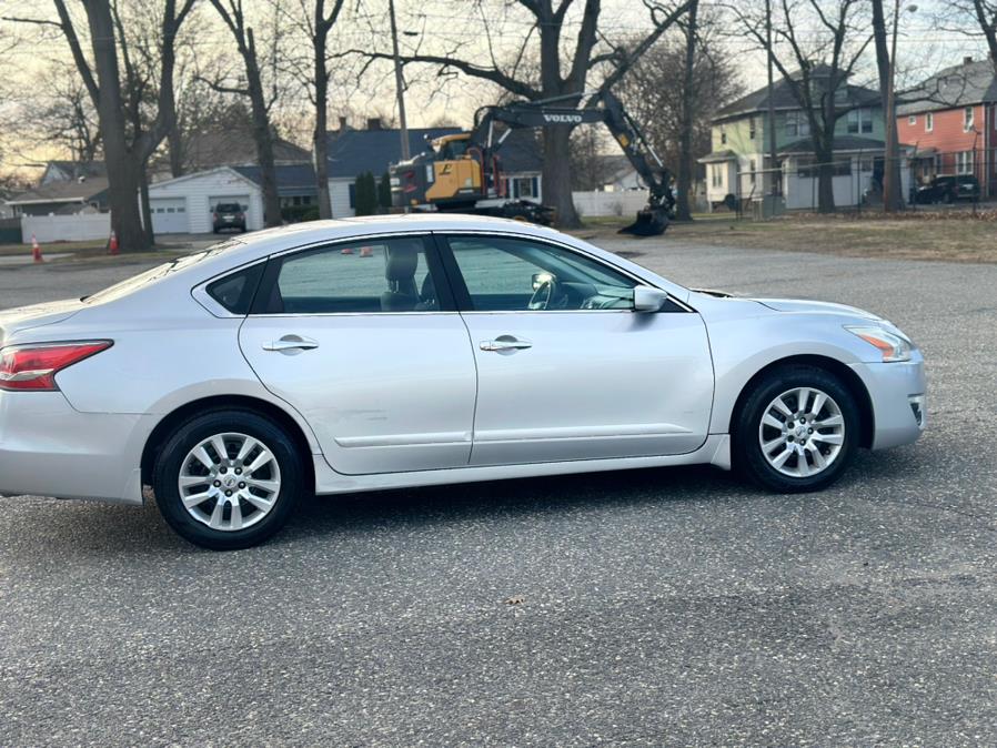 2015 Nissan Altima 4dr Sdn I4 2.5 S, available for sale in Springfield, Massachusetts | Auto Globe LLC. Springfield, Massachusetts 2015 Nissan Altima 4dr Sdn I4 2.5 S, available for sale in Springfield, Massachusetts | Auto Globe LLC. Springfield, Massachusetts