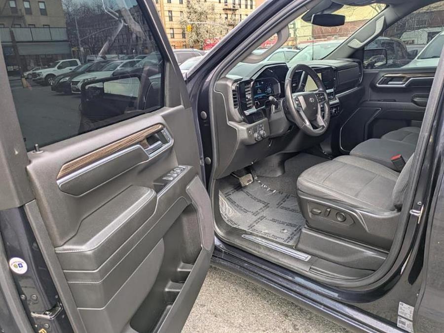 2022 Chevrolet Silverado 1500 2WD Crew Cab 147 RST, available for sale in Long Island City, New York | Luxury Of Queens. Long Island City, New York 2022 Chevrolet Silverado 1500 2WD Crew Cab 147 RST, available for sale in Long Island City, New York | Luxury Of Queens. Long Island City, New York