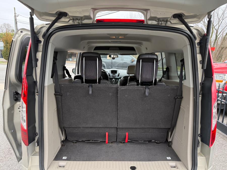 2016 Ford Transit Connect Wagon 4dr Wgn LWB Titanium w/Rear Liftgate, available for sale in Huntington Station, New York | Huntington Auto Mall. Huntington Station, New York 2016 Ford Transit Connect Wagon 4dr Wgn LWB Titanium w/Rear Liftgate, available for sale in Huntington Station, New York | Huntington Auto Mall. Huntington Station, New York
