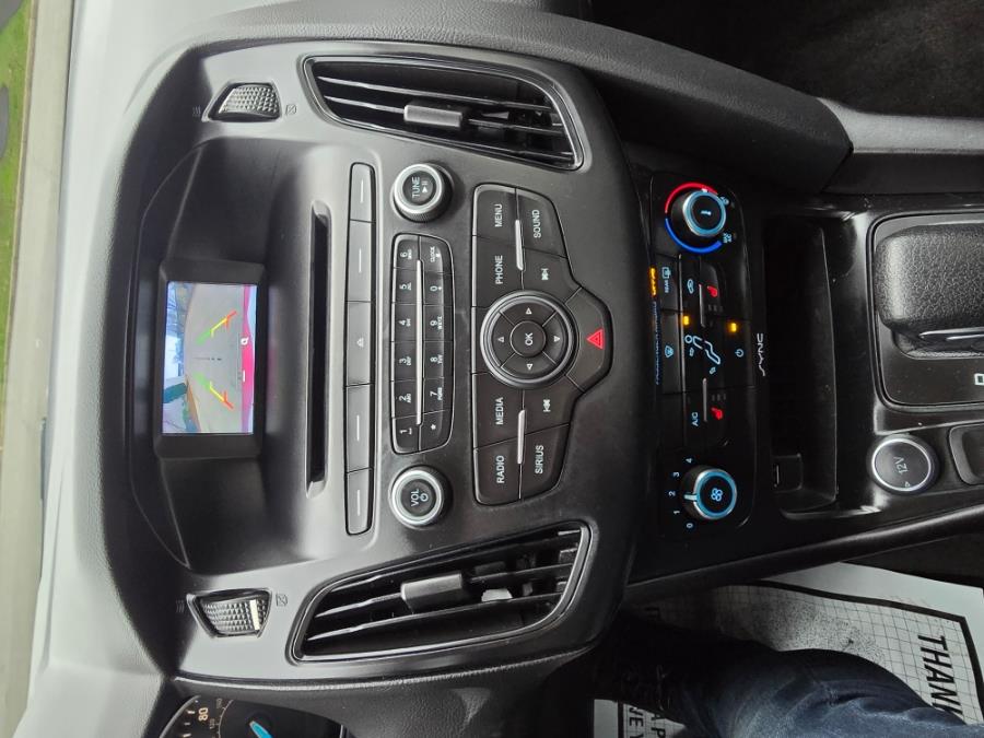 2017 Ford Focus SE Sedan, available for sale in Philadelphia, Pennsylvania | Eugen's Auto Sales & Repairs. Philadelphia, Pennsylvania 2017 Ford Focus SE Sedan, available for sale in Philadelphia, Pennsylvania | Eugen's Auto Sales & Repairs. Philadelphia, Pennsylvania
