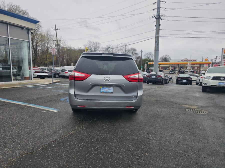 2018 Toyota Sienna LE Mobility FWD 7-Passenger Mobility (Natl), available for sale in Elmont, New York | Sunrise of Elmont. Elmont, New York 2018 Toyota Sienna LE Mobility FWD 7-Passenger Mobility (Natl), available for sale in Elmont, New York | Sunrise of Elmont. Elmont, New York