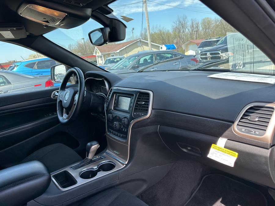 2017 Jeep Grand Cherokee Laredo 4x2, available for sale in Beavercreek, Ohio | Wholesale Direct Motors. Beavercreek, Ohio 2017 Jeep Grand Cherokee Laredo 4x2, available for sale in Beavercreek, Ohio | Wholesale Direct Motors. Beavercreek, Ohio