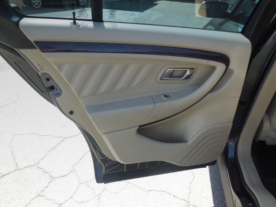 2016 Ford Taurus 4dr Sdn Limited FWD, available for sale in Hawaiian Gardens, California | Luxe Motors. Hawaiian Gardens, California 2016 Ford Taurus 4dr Sdn Limited FWD, available for sale in Hawaiian Gardens, California | Luxe Motors. Hawaiian Gardens, California