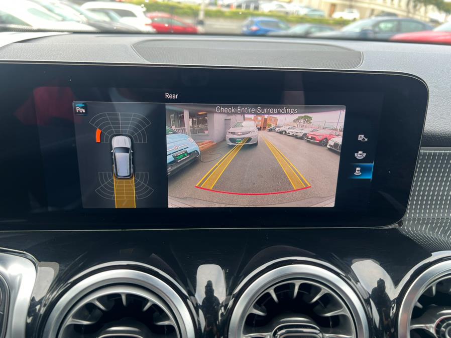 2022 Mercedes-Benz EQB EQB 350 AWD, available for sale in Daly City, California | Green Light Auto Wholesale. Daly City, California 2022 Mercedes-Benz EQB EQB 350 AWD, available for sale in Daly City, California | Green Light Auto Wholesale. Daly City, California