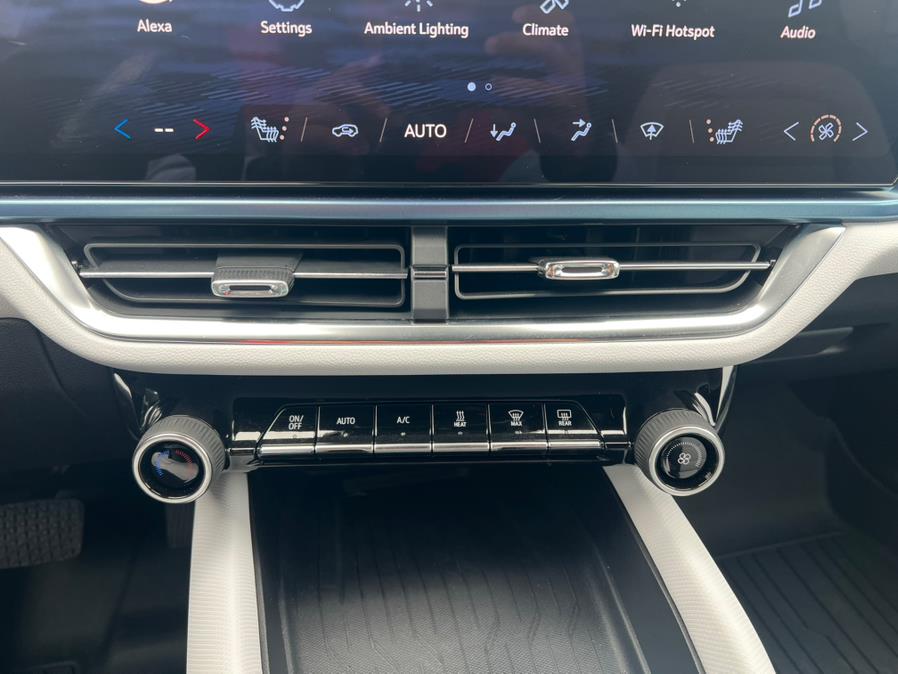 2024 Chevrolet Equinox EV 2LT FWD, available for sale in Daly City, California | Green Light Auto Wholesale. Daly City, California 2024 Chevrolet Equinox EV 2LT FWD, available for sale in Daly City, California | Green Light Auto Wholesale. Daly City, California