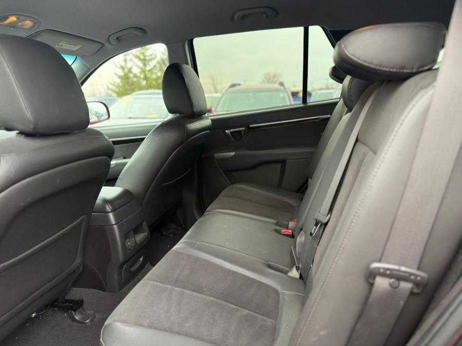 2010 Hyundai Santa Fe AWD 4dr V6 Auto SE, available for sale in East Windsor, Connecticut | STS Automotive. East Windsor, Connecticut 2010 Hyundai Santa Fe AWD 4dr V6 Auto SE, available for sale in East Windsor, Connecticut | STS Automotive. East Windsor, Connecticut