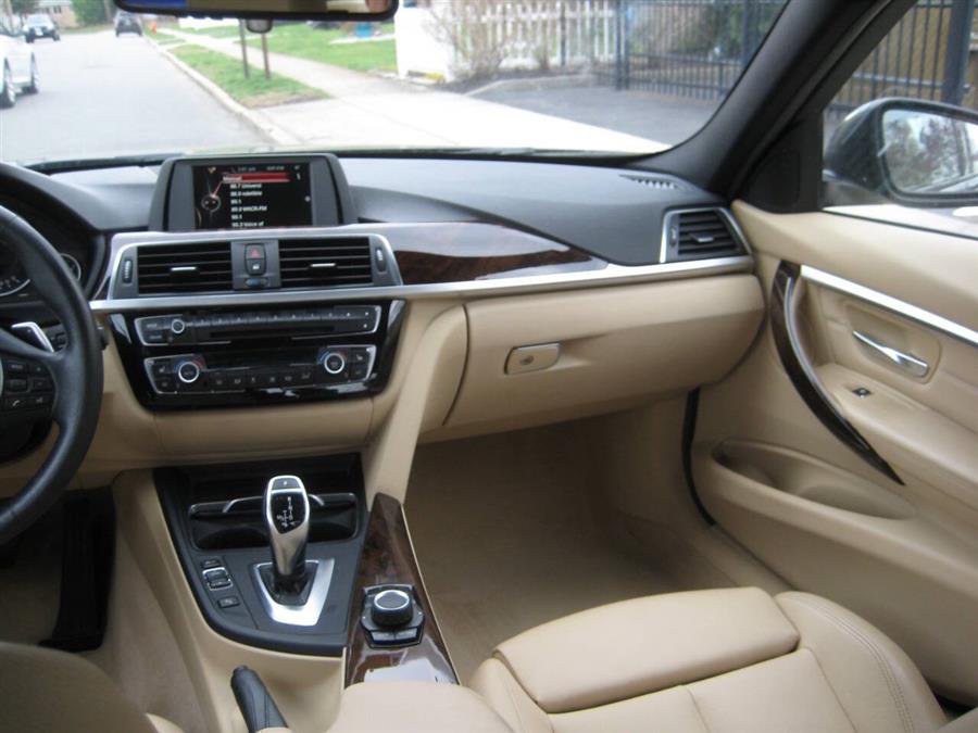 2016 BMW 3 Series 328i xDrive AWD 4dr Sedan SULEV, available for sale in Massapequa, New York | Rite Choice Auto Inc.. Massapequa, New York 2016 BMW 3 Series 328i xDrive AWD 4dr Sedan SULEV, available for sale in Massapequa, New York | Rite Choice Auto Inc.. Massapequa, New York