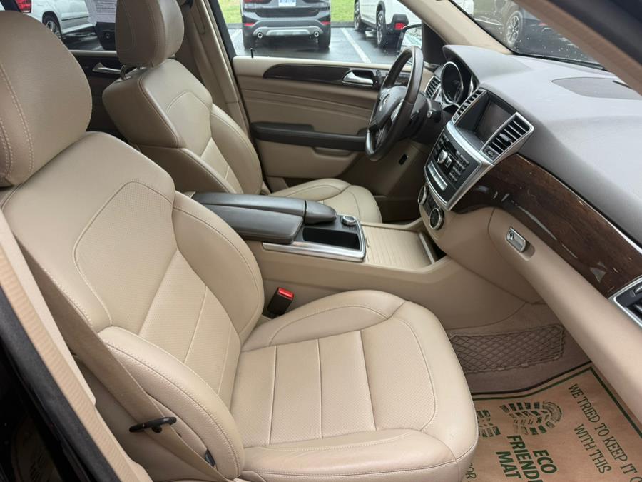 2014 Mercedes-Benz M-Class 4MATIC 4dr ML 350, available for sale in East Windsor, Connecticut | Century Auto And Truck. East Windsor, Connecticut 2014 Mercedes-Benz M-Class 4MATIC 4dr ML 350, available for sale in East Windsor, Connecticut | Century Auto And Truck. East Windsor, Connecticut