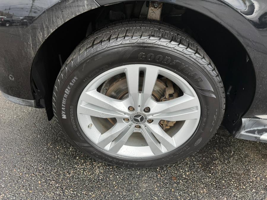 2014 Mercedes-Benz M-Class 4MATIC 4dr ML 350, available for sale in East Windsor, Connecticut | Century Auto And Truck. East Windsor, Connecticut 2014 Mercedes-Benz M-Class 4MATIC 4dr ML 350, available for sale in East Windsor, Connecticut | Century Auto And Truck. East Windsor, Connecticut