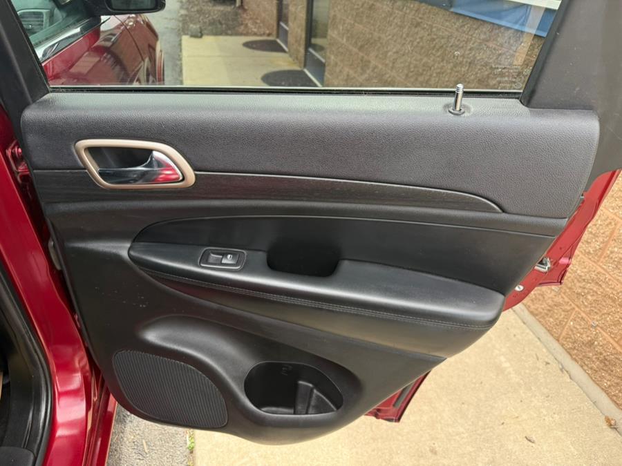 2015 Jeep Grand Cherokee 4WD 4dr Altitude, available for sale in East Windsor, Connecticut | Century Auto And Truck. East Windsor, Connecticut 2015 Jeep Grand Cherokee 4WD 4dr Altitude, available for sale in East Windsor, Connecticut | Century Auto And Truck. East Windsor, Connecticut