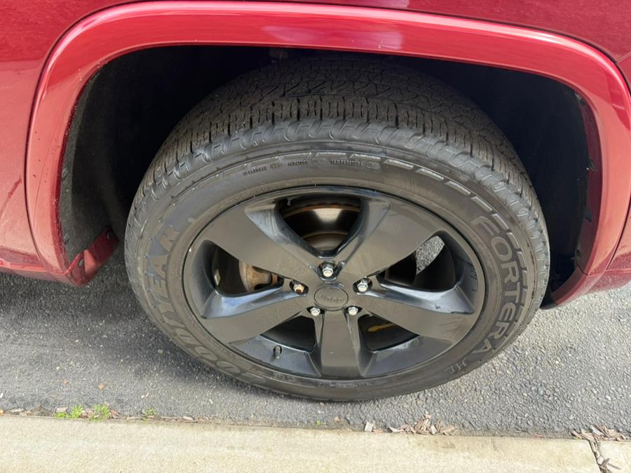 2015 Jeep Grand Cherokee 4WD 4dr Altitude, available for sale in East Windsor, Connecticut | Century Auto And Truck. East Windsor, Connecticut 2015 Jeep Grand Cherokee 4WD 4dr Altitude, available for sale in East Windsor, Connecticut | Century Auto And Truck. East Windsor, Connecticut