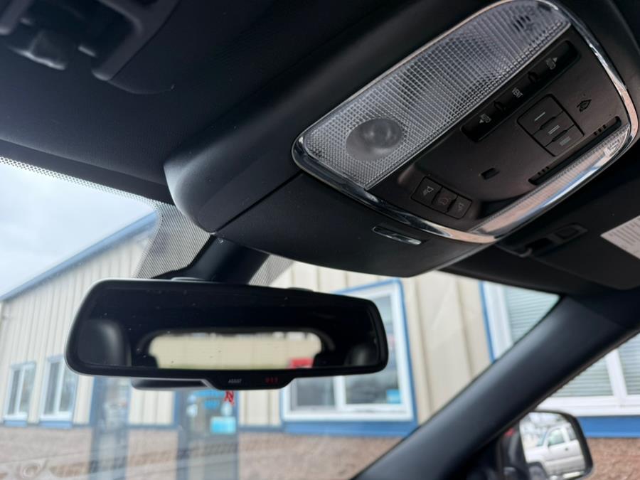 2015 Jeep Grand Cherokee 4WD 4dr Altitude, available for sale in East Windsor, Connecticut | Century Auto And Truck. East Windsor, Connecticut 2015 Jeep Grand Cherokee 4WD 4dr Altitude, available for sale in East Windsor, Connecticut | Century Auto And Truck. East Windsor, Connecticut